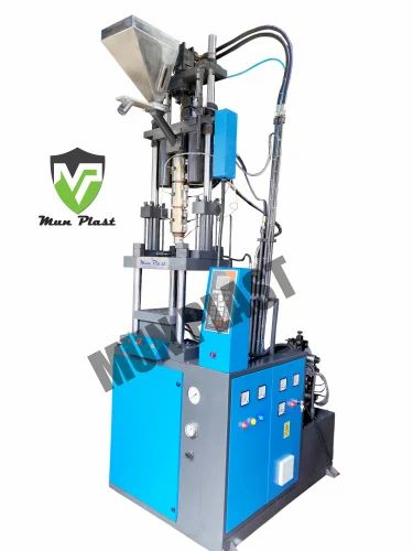 Vertical injection molding machine